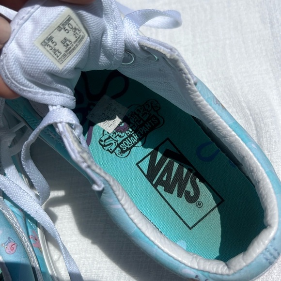 Vans Old Skool Spongebob Squarepants Lace Up Casual Shoes White Blue . UNISEX - Picture 3 of 17